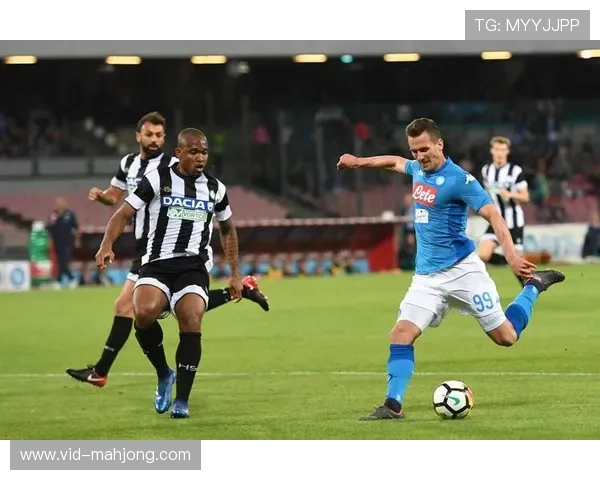 乌迪内斯1-0爆冷胜那不勒斯，埃克勒卡姆世界波制胜