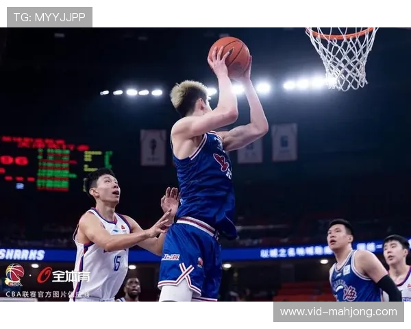 上海30周年庆典战赢广厦，六人得分上双篮板胜出