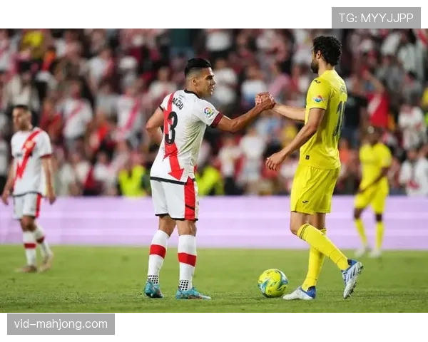 比利亚雷亚尔对阵巴列卡诺,开场10分钟完成三次成功反击